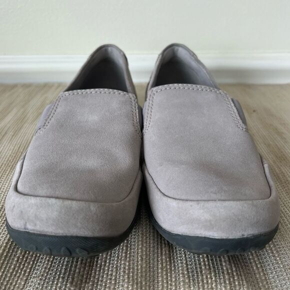 Clarks® Haley Park Grey Suede
Comfort Loafers Size 8 Women’s - Picture 9 of 16